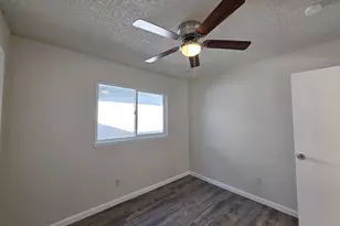 904 Pine Tree Ln, Modesto, CA 95351 - Photo 9