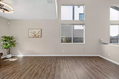 2349 Medallion Way, Lodi, CA 95242 - Photo 9