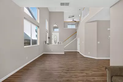2349 Medallion Way, Lodi, CA 95242 - Photo 7