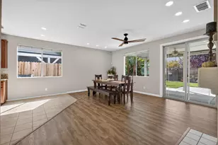 2349 Medallion Way, Lodi, CA 95242 - Photo 15