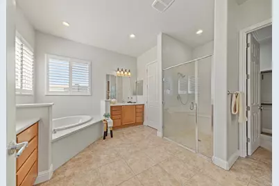 1228 Maple Leaf Court, Manteca, CA 95336 - Photo 39