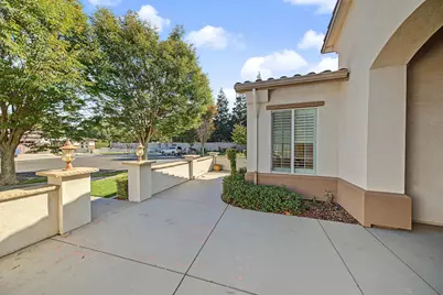 1228 Maple Leaf Court, Manteca, CA 95336 - Photo 9