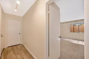 611 Woodside Sierra, Sacramento, CA 95825 - Photo 19