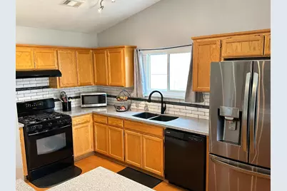 1907 Korbel Court, Stockton, CA 95210 - Photo 9