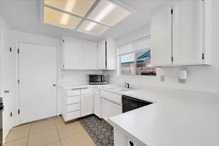 2218 Cecilia Way, Linda, CA 95901 - Photo 13