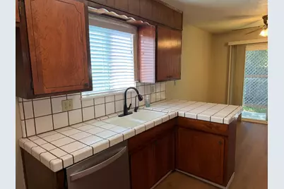 9537 Battleview Court, Stockton, CA 95209 - Photo 5