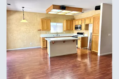 1079 Twins Way, Yuba City, CA 95991 - Photo 3