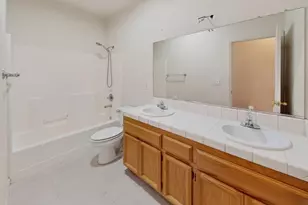 1079 Twins Way, Yuba City, CA 95991 - Photo 35