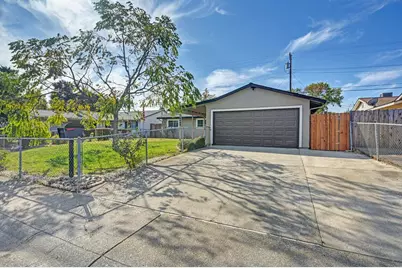 8449 Butternut Drive, Citrus Heights, CA 95621 - Photo 3