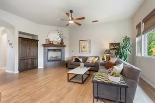 2168 Dorrington Dr, Roseville, CA 95661 - Photo 17