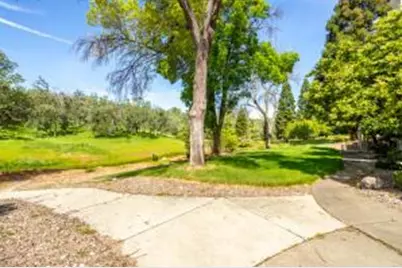 8826 Heritage Ct, Redding, CA 96001 - Photo 51