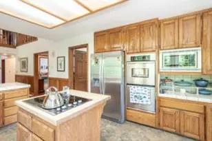 8826 Heritage Ct, Redding, CA 96001 - Photo 13