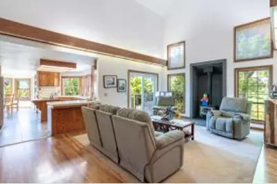 8826 Heritage Ct, Redding, CA 96001 - Photo 5