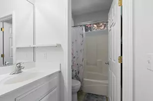 421 Penn Central Ct, Rio Linda, CA 95673 - Photo 15