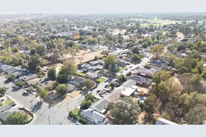 1095 Sonoma Avenue, Sacramento, CA 95815 - Photo 23