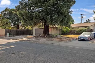 9200 Condesa Dr, Sacramento, CA 95826 - Photo 39