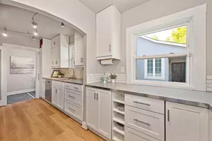 2225 36th St, Sacramento, CA 95817 - Photo 25