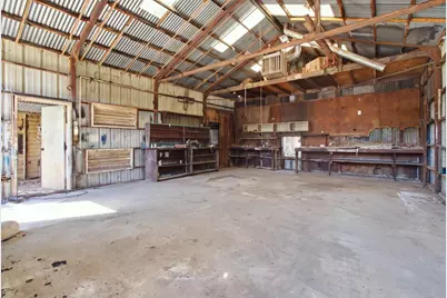 2930 Albatross Way, Sacramento, CA 95815 - Photo 9