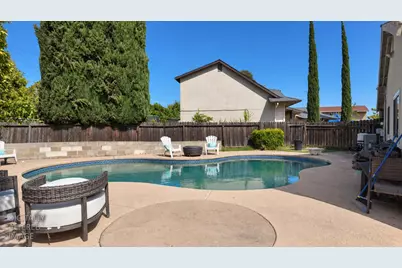 6903 Mesa Grande Court, Sacramento, CA 95828 - Photo 17