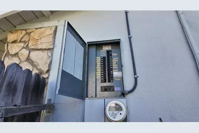 6903 Mesa Grande Court, Sacramento, CA 95828 - Photo 27
