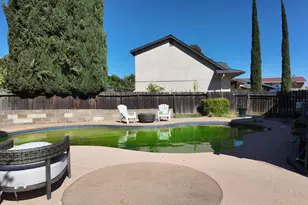 6903 Mesa Grande Ct, Sacramento, CA 95828 - Photo 29