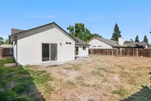 608 Bronze Ln, Waterford, CA 95386 - Photo 35