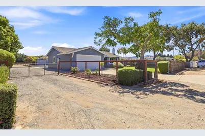 140 Roosevelt Avenue, San Martin, CA 95046 - Photo 3