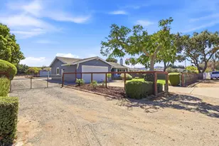 140 Roosevelt Ave, San Martin, CA 95046 - Photo 3