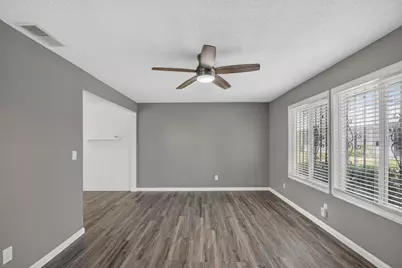 23 Omaha Court, Sacramento, CA 95823 - Photo 17