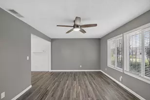 23 Omaha Ct, Sacramento, CA 95823 - Photo 17