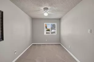23 Omaha Ct, Sacramento, CA 95823 - Photo 45