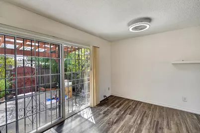 23 Omaha Court, Sacramento, CA 95823 - Photo 21