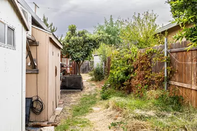 2303 Roanoke Avenue, Sacramento, CA 95838 - Photo 23