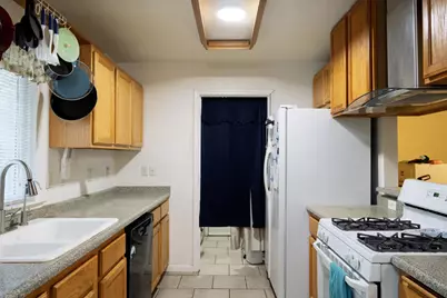 2303 Roanoke Avenue, Sacramento, CA 95838 - Photo 9