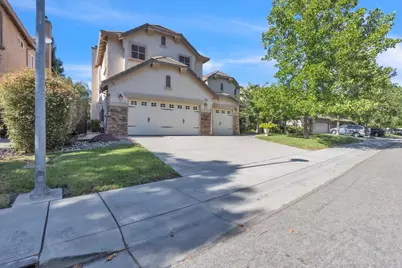 140 Lyman, Sacramento, CA 95835 - Photo 3