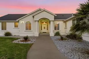 7605 Churn Crk Rd, Redding, CA 96001 - Photo 5