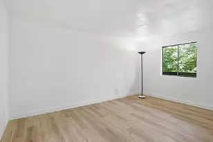 947 Fulton Ave, Sacramento, CA 95825 - Photo 11