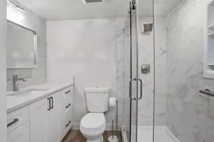 947 Fulton Ave, Sacramento, CA 95825 - Photo 15