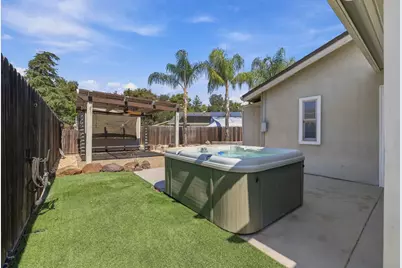 8143 Orelle Creek Court, Citrus Heights, CA 95610 - Photo 39