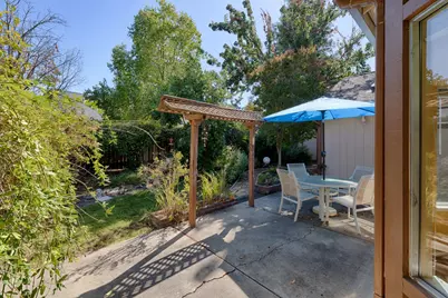 6020 Adobe Spring Way, Elk Grove, CA 95758 - Photo 37