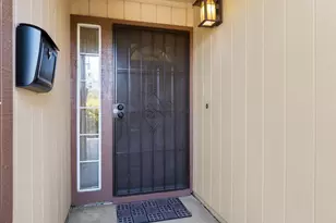 6020 Adobe Spring Way, Elk Grove, CA 95758 - Photo 5