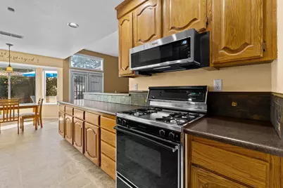 6020 Adobe Spring Way, Elk Grove, CA 95758 - Photo 13