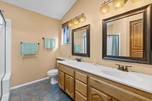 6020 Adobe Spring Way, Elk Grove, CA 95758 - Photo 23