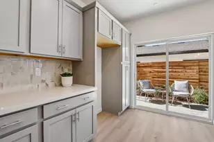 27 Kierland Pl, Elk Grove, CA 95758 - Photo 9