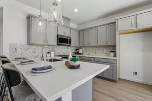 27 Kierland Pl, Elk Grove, CA 95758 - Photo 5