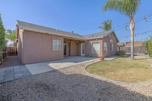 1678 Hawthorn St, Lemoore, CA 93245 - Photo 43
