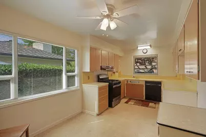 16 N Crescent Avenue, Lodi, CA 95240 - Photo 17