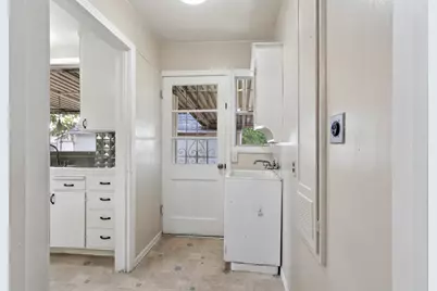 6220 1st Avenue, Sacramento, CA 95817 - Photo 15