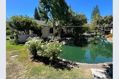 1824 E Stonebrook Lane, Clovis, CA 93611 - Photo 3