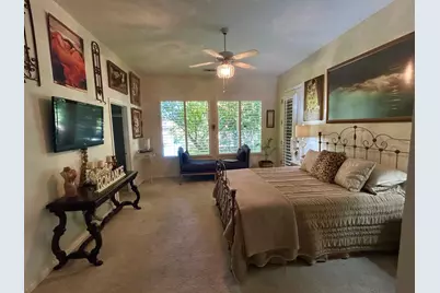 1824 E Stonebrook Lane, Clovis, CA 93611 - Photo 17